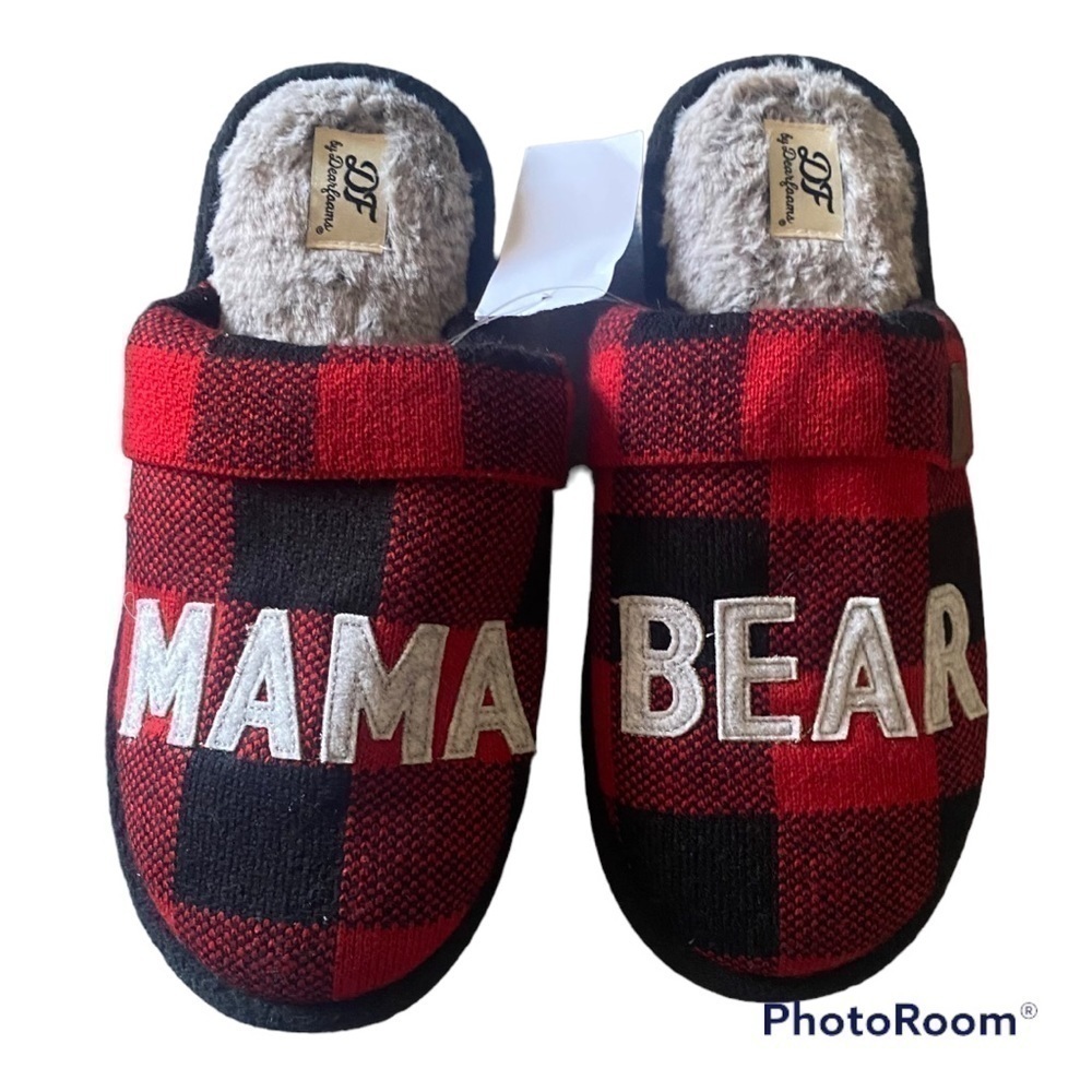 NWT-DEARFOAMS-MAMA BEAR SLIPPERS